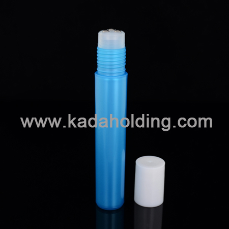 15ML plastic roll on bottle with 3 roller balls